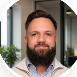 Daniel Henter – Mitgründer Compliance Compass, Produkt & Strategie